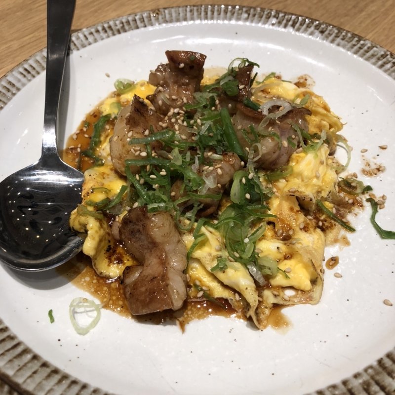 すじオムレツ(お好みたまちゃん 渋谷スクランブルスクエア店)