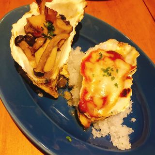 焼き牡蠣(オイスター&ミートバル スパイラル 四ツ谷)