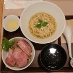 イケ麺(自家製粉石臼挽き小麦 洛中その咲)