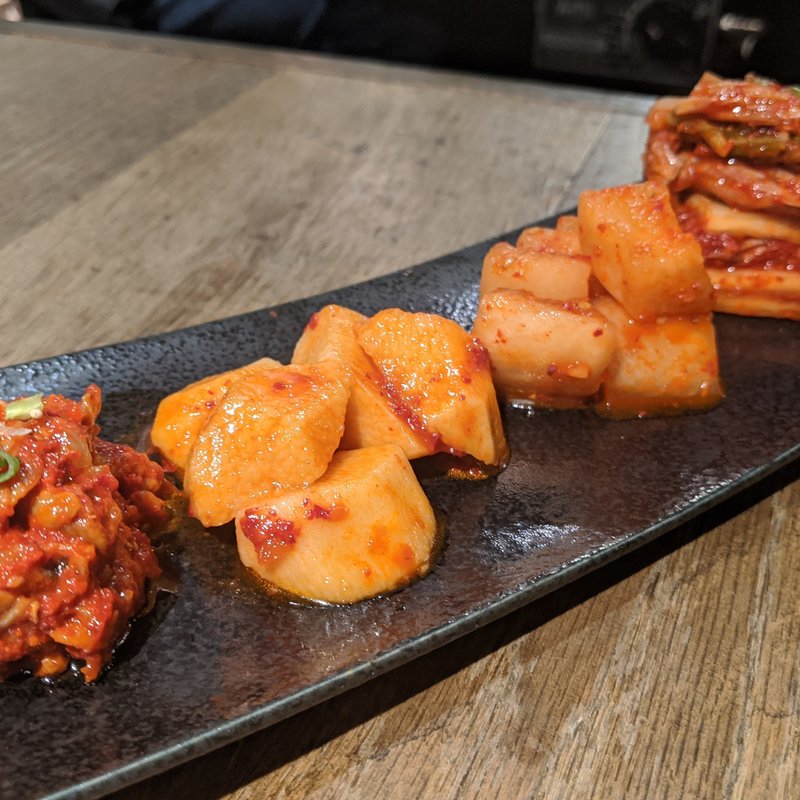 キムチ盛り合わせ(ushihachi 武蔵小杉店)