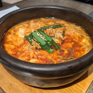 コクうま赤スープ(ushihachi 武蔵小杉店)