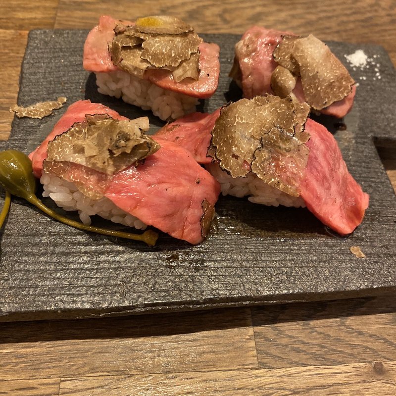 (エイジングビーフ 歌舞伎町 )