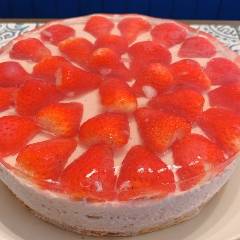 いちごのレアチーズケーキ(紅茶屋417TEA)