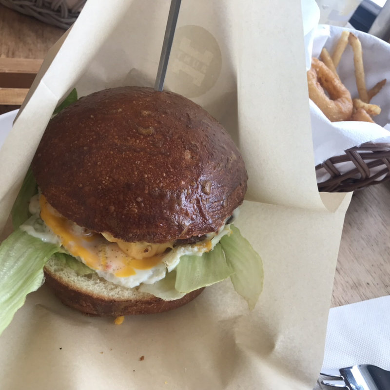 チーズバーガー(ジャッカル)