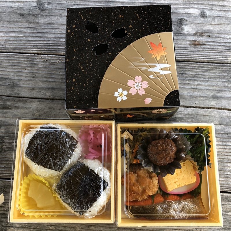 おにぎり弁当(飯坂温泉 伊勢屋 （いせや）)