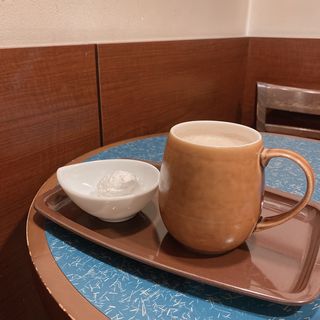麴ラテ(モリバコーヒー 赤坂一ツ木通り店 （MORIVA COFFEE）)