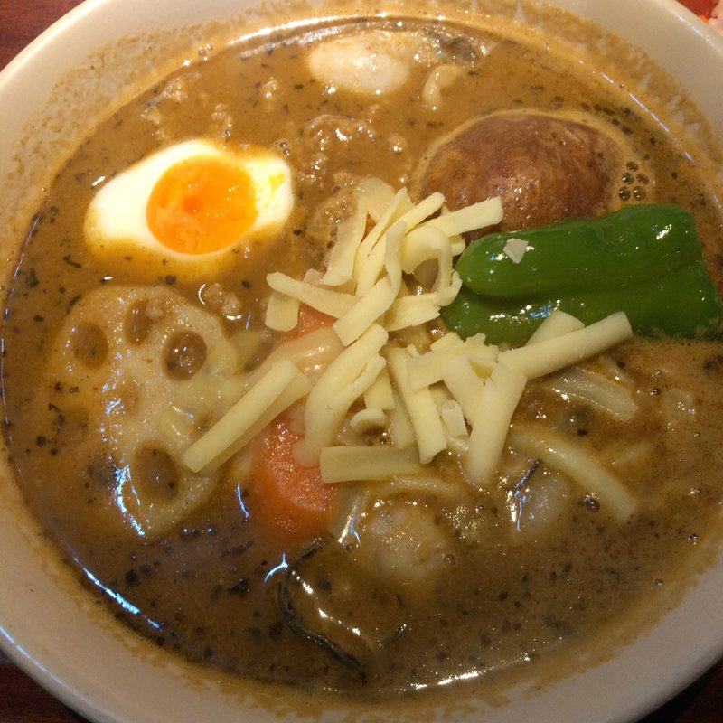 広島産牡蠣カレー(べいらっきょ 横浜本店)