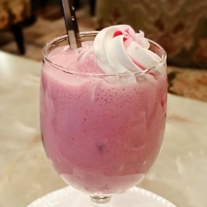 いちごミルク(珈琲王城)