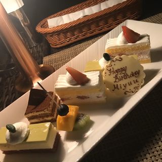 (The Place of Tokyo ザ プレイス オブ トウキョウ)