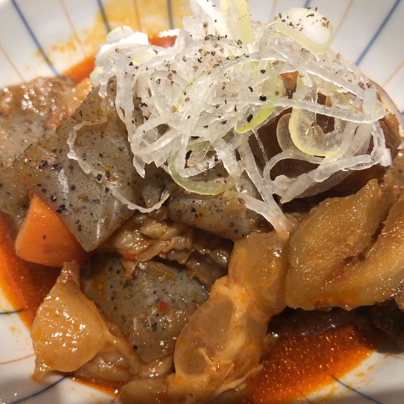 牛すじ煮込み(酒場 あじとよ屋)