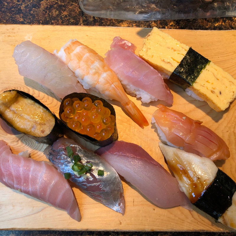 特選にぎり寿司(寿司の磯丸　仲見世店)