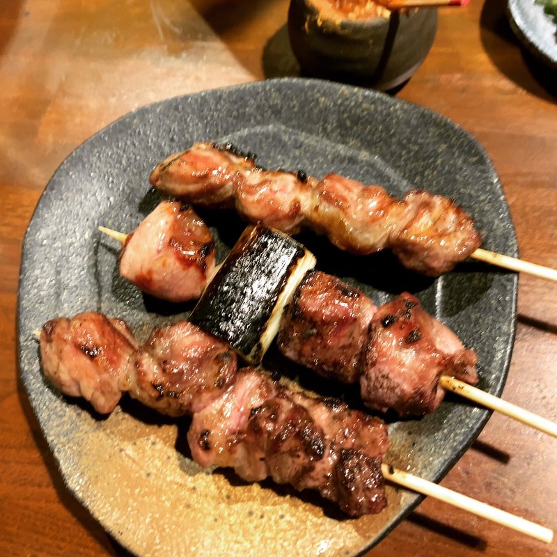 はらみ　かしら　たんした(やきとん すずき)