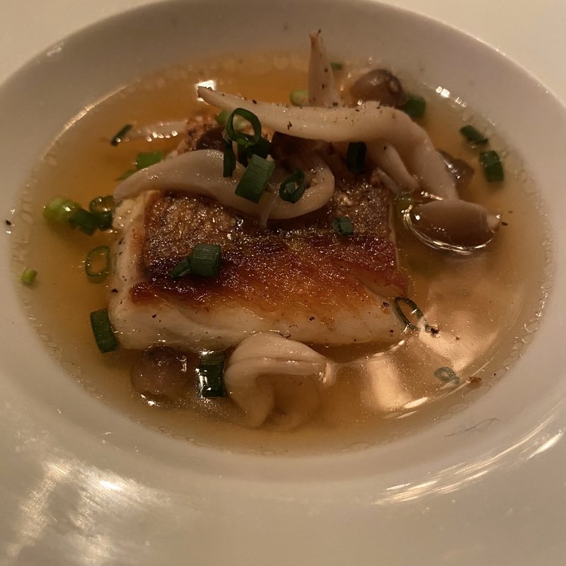 (フレンチ酒場　nanoru　namonai)