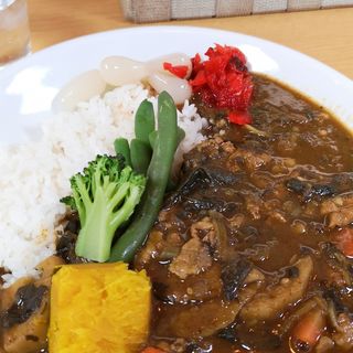 レンコンとオクラのポークカレー(カフェ デ カリー （Cafe de Curry）)