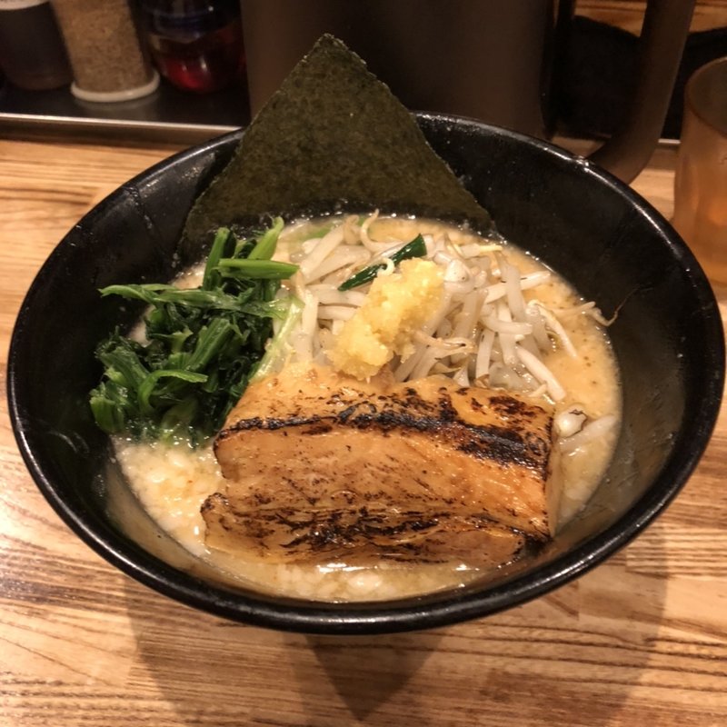 豚火ラーメン　塩　(らぁめん・つけめん　豚火 )