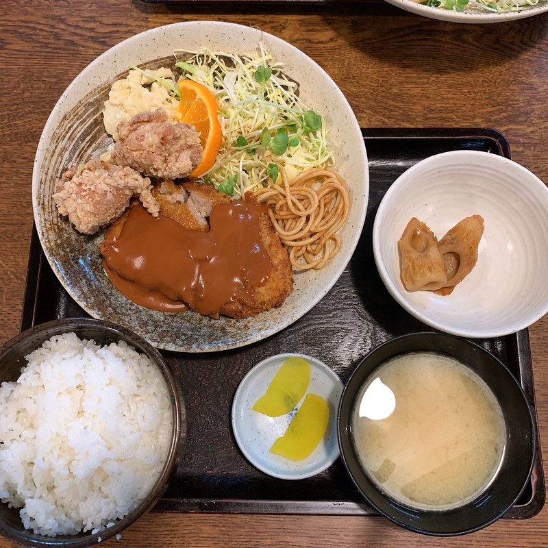 とんカラ定食(信濃庵)