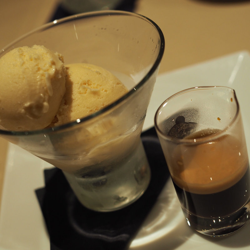 ジェラート・アフォガート(アランチーノOSAKA)