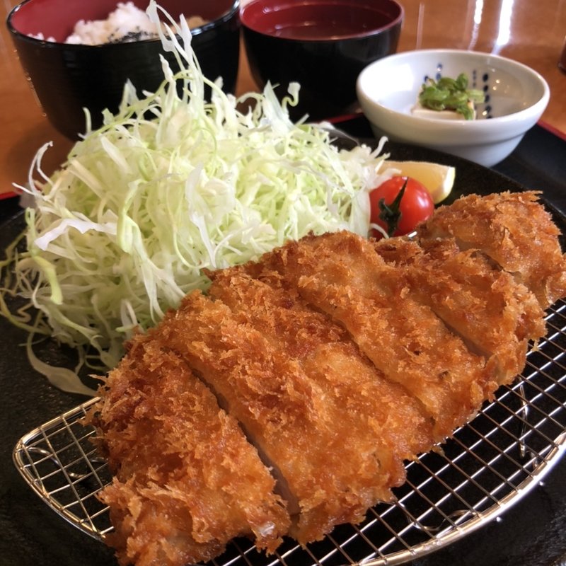 とんかつロース定食(美食亭 風林火山)