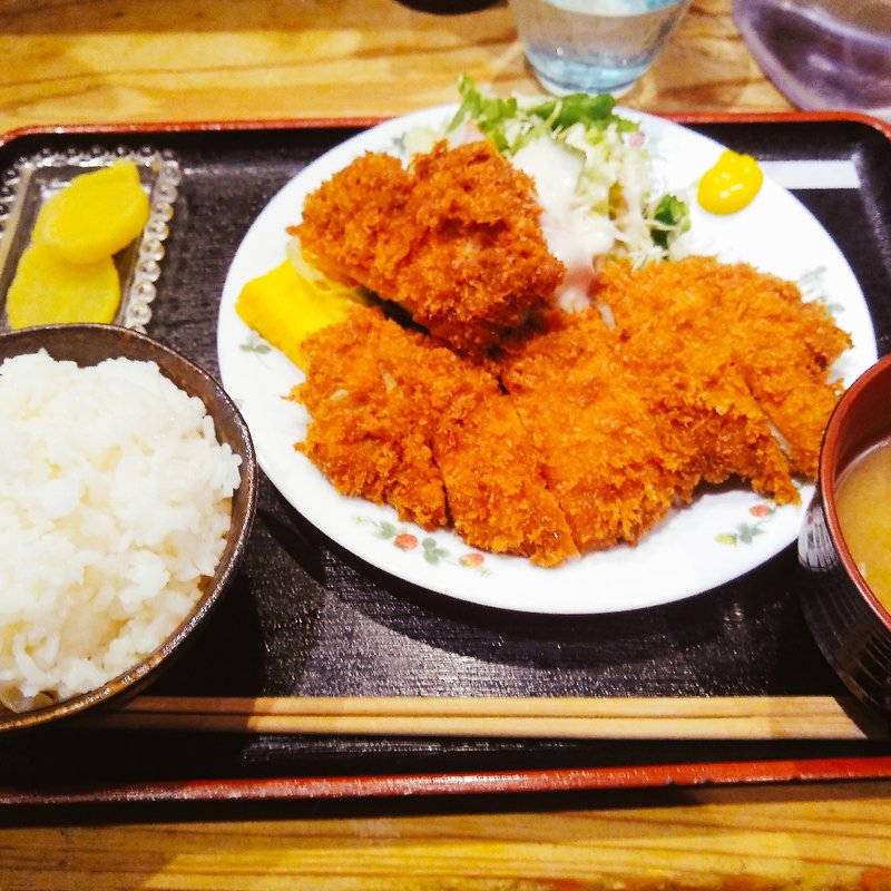 チキンカツ定食(串揚げぴん)