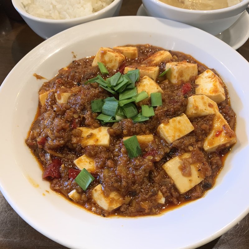 麻婆豆腐定食(中国家常菜 燕郷房 （ヤンキョウファン）)