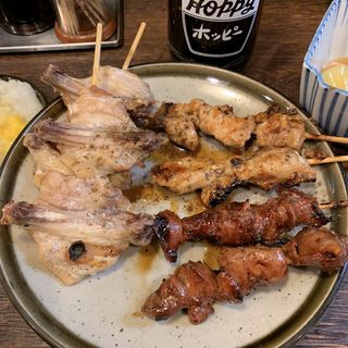 もつ(鳥やす 中野店)