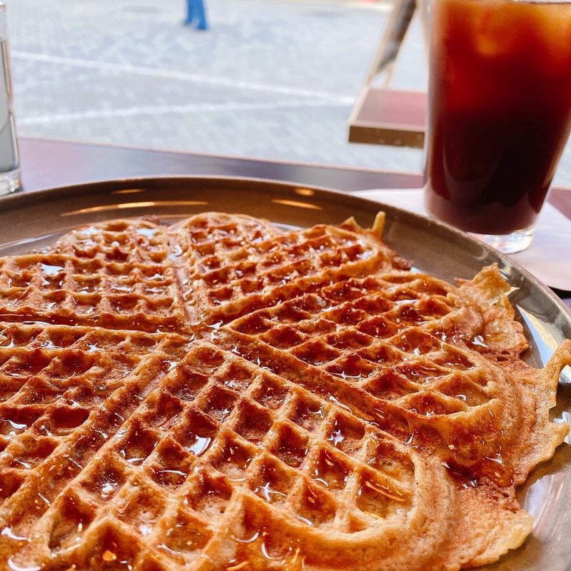 ワッフル(Fuglen Asakusa)