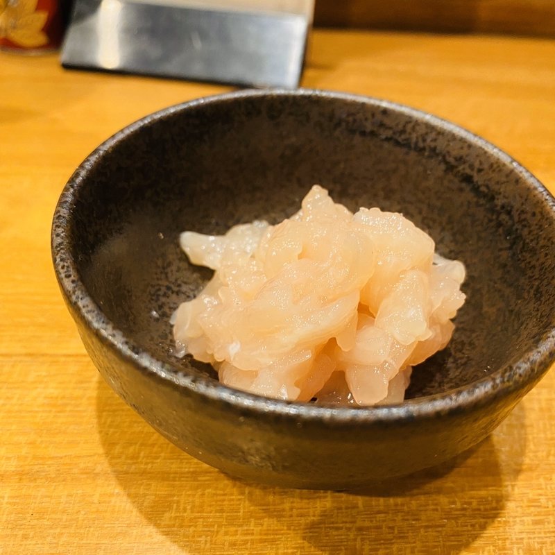 鶏胸肉の塩辛(焼き鳥 松元 丸の内店)