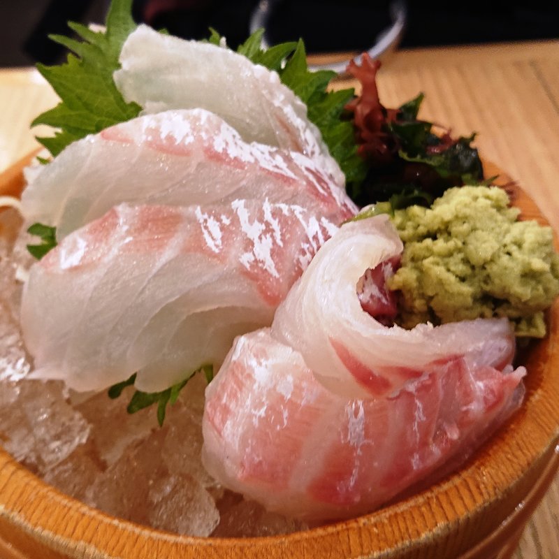 鮮魚の刺身(目利きの銀次 飯田橋駅前店)