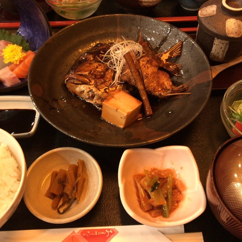 あら炊き定食(旬魚と旬菜　竹なか)