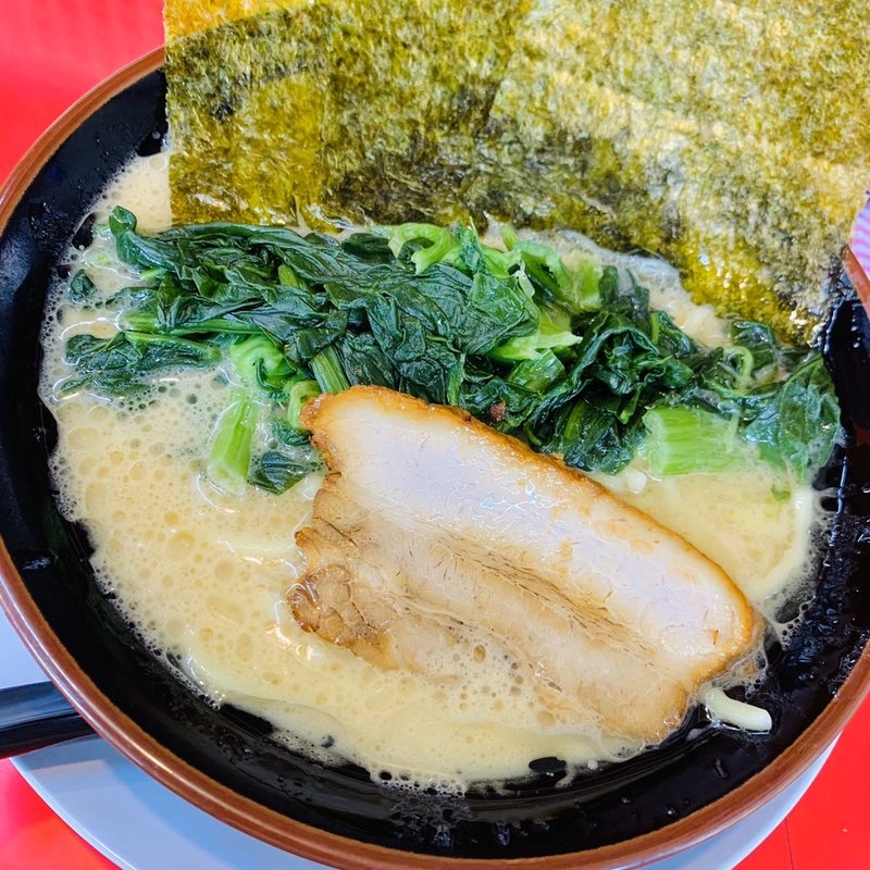 醤油豚骨ラーメン(横浜ラーメン丸子家 大山店)