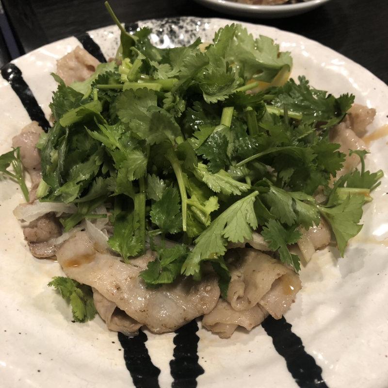 豚しゃぶパクチー(世界の山ちゃん 神田西口店)