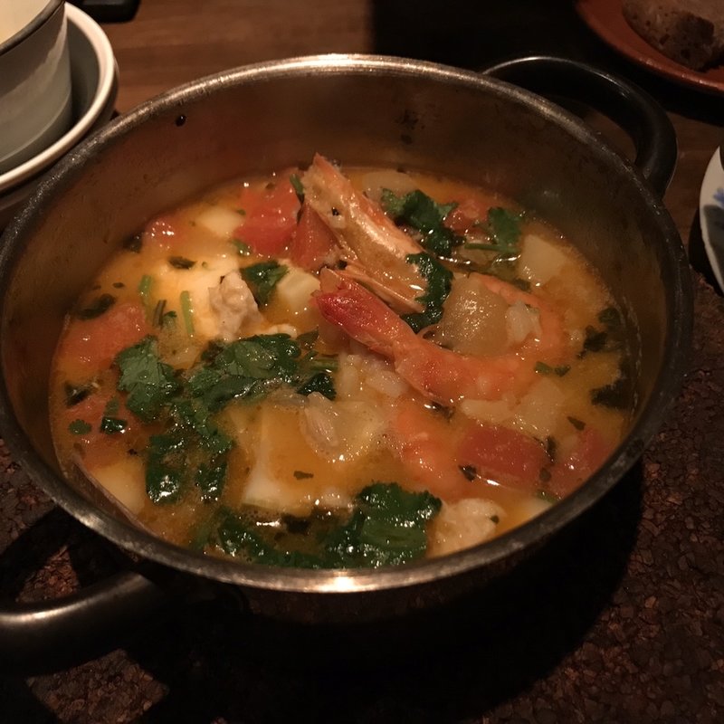 海老と魚介のカルデラーダ(クリスチアノ)