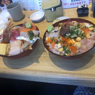 海鮮丼とプラチナ丼(すし 海幸)