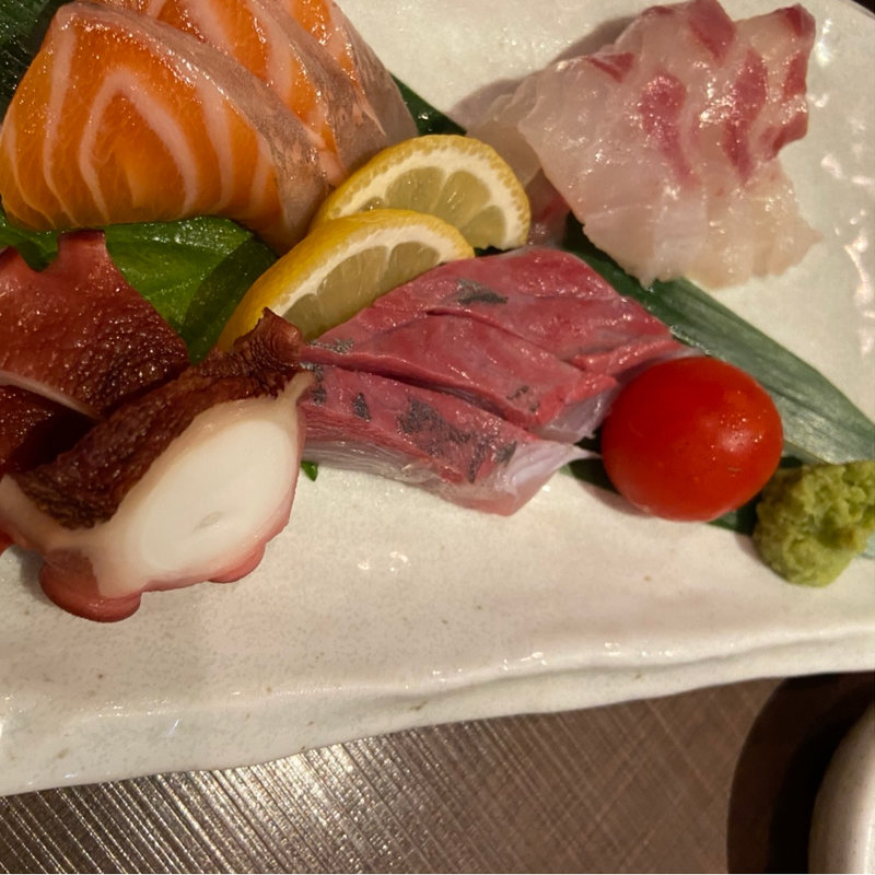 地鮮魚刺身4種盛り合わせ(居酒屋 ざかぐら)