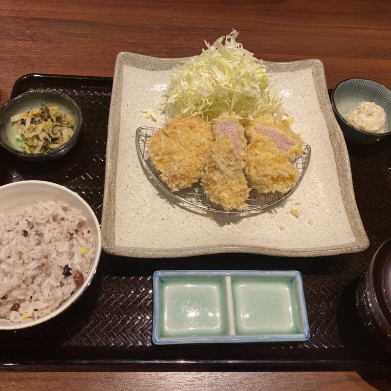 (とんかつ わか葉)