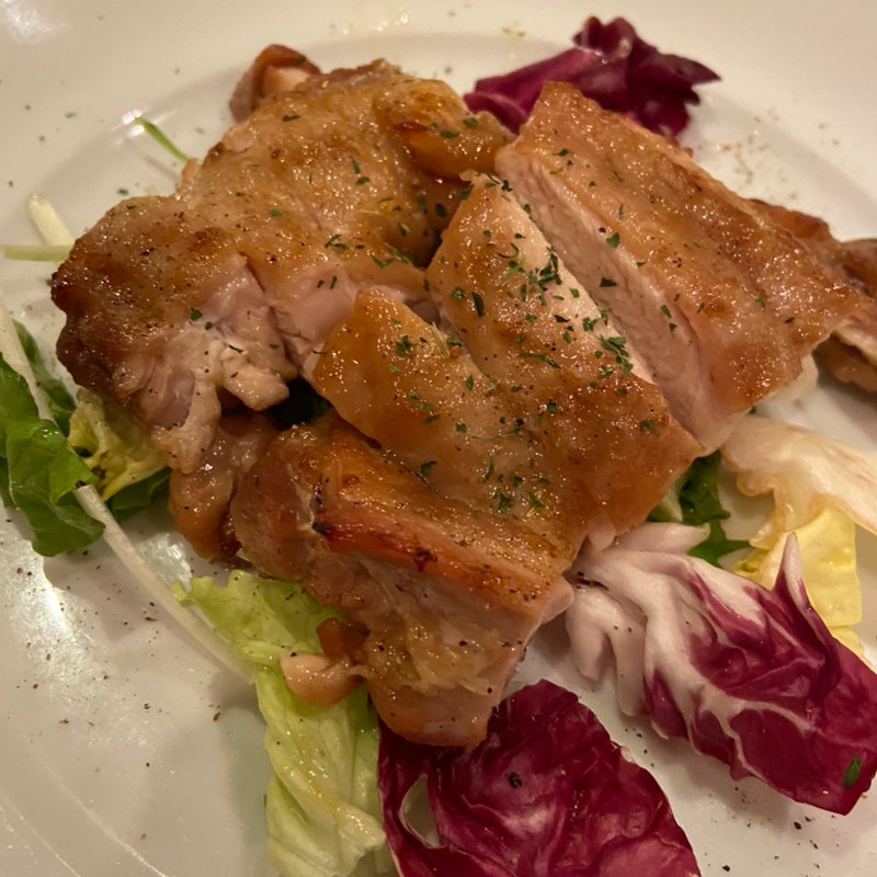 若鶏のソテー生姜焼き風(居酒屋 ざかぐら)