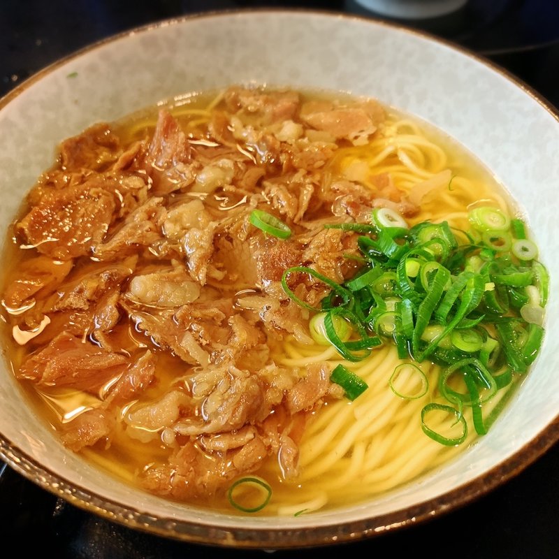 肉中華うどん(創業昭和8年 中華うどん 一平)