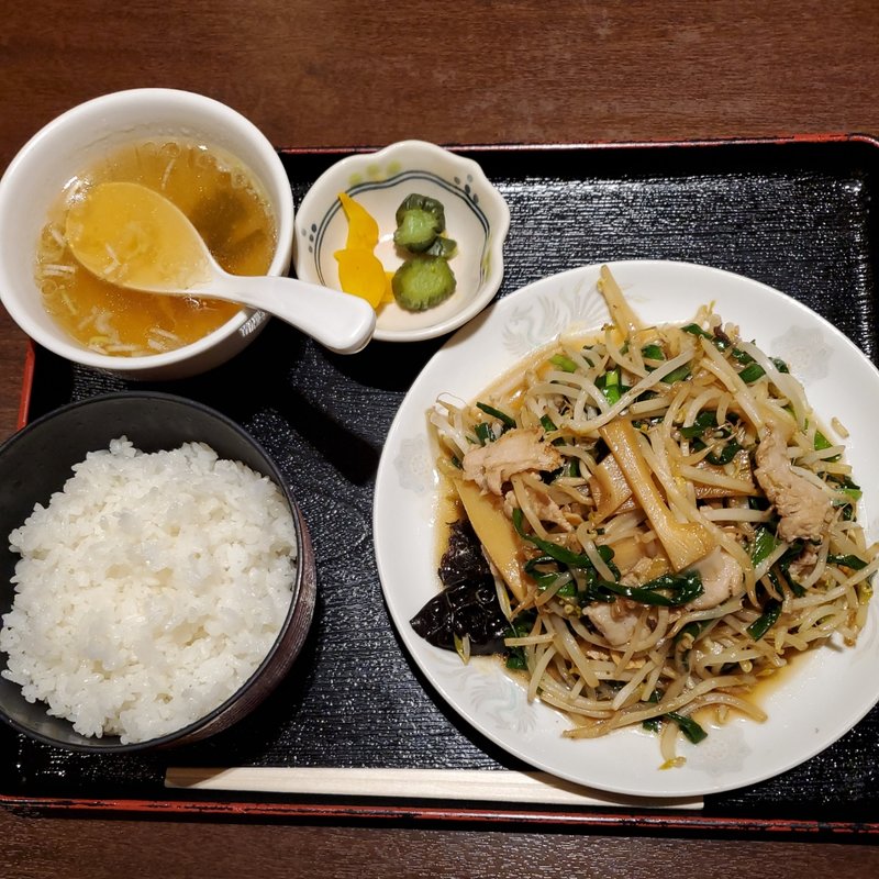 ニラレバ炒めライス(永楽)