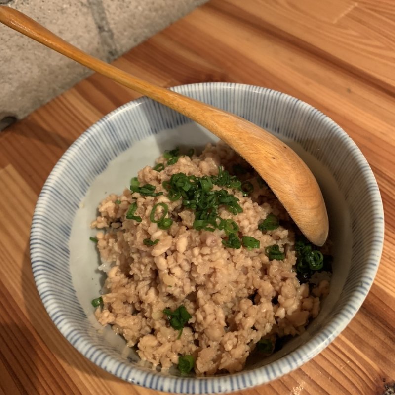 そぼろご飯(うの)