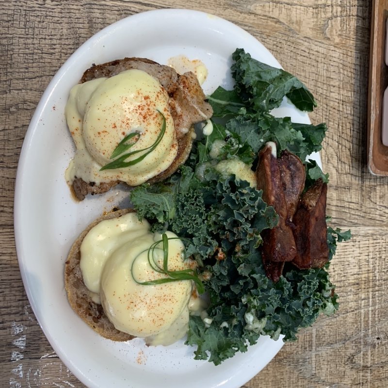 pork belly benedict(HEAVENLY)