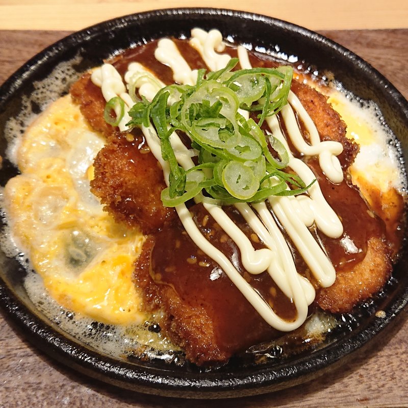 鉄板チキンカツ-黒ソース-(鳥貴族 池上店)