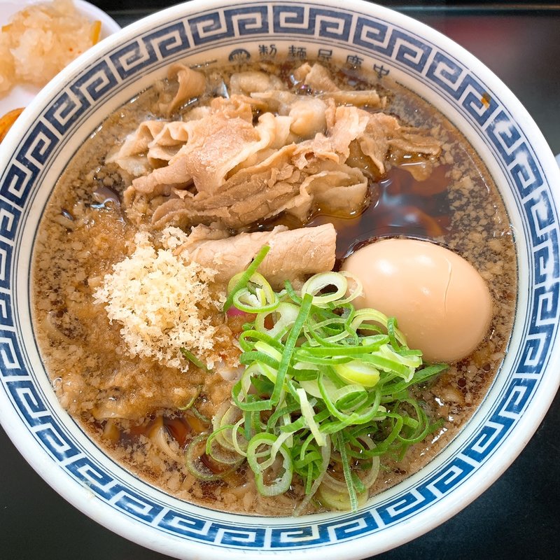 肉ラーメン(製麺屋慶史直営 まる麺西月隈 （せいめんやけいしちょくえい まるめんにしつきくま）） )