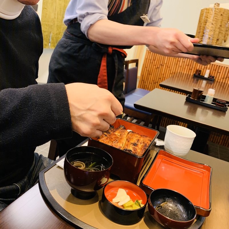 うな重　上(うなぎの坂東)