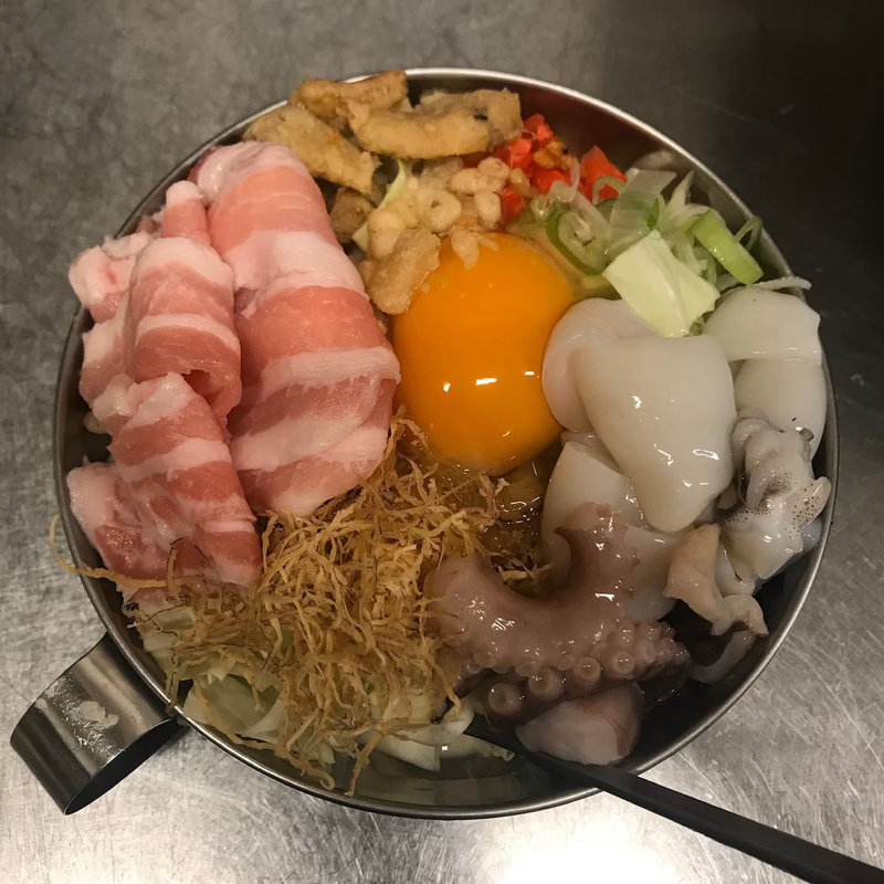 ミックス　もんじゃ(浅草 もんじゃお好み焼き ぽんちゃん)