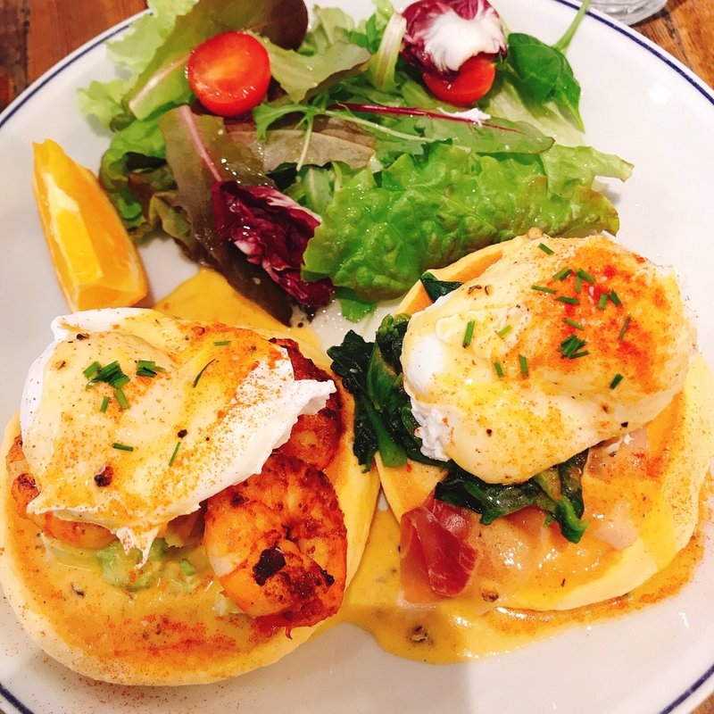 エッグベネディクト(フリッパーズ)