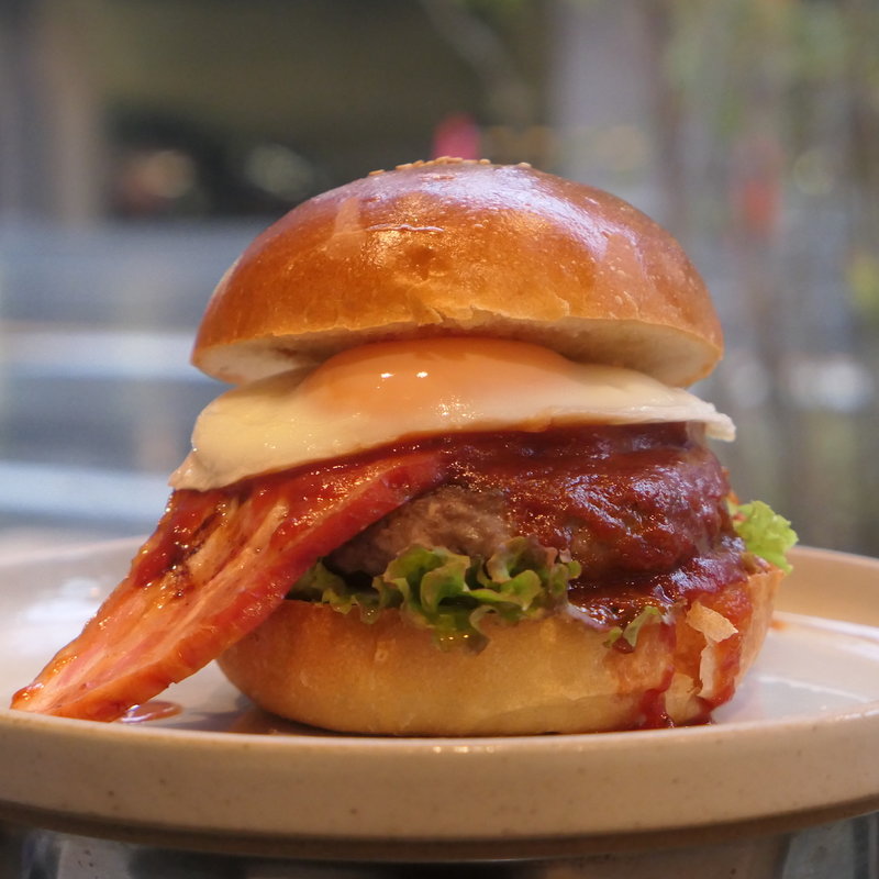 ベーコンエッグバーガー(HOFF)