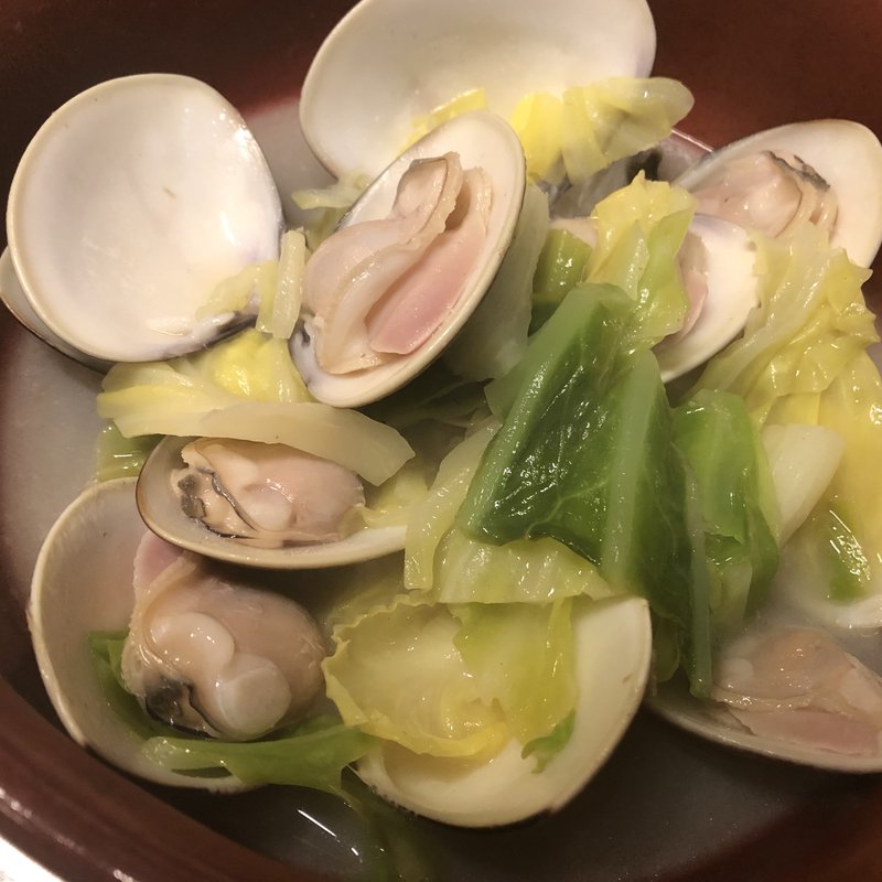 千葉県銚子産ハマグリの白ワイン蒸し(ビストロオーズ)