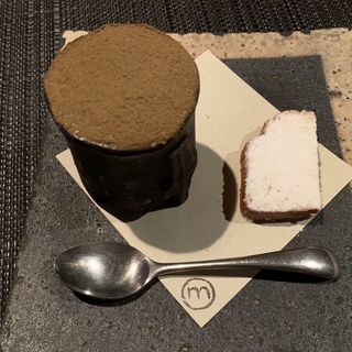 ほうじ茶ティラミス(オモ カフェ （omo cafe）)