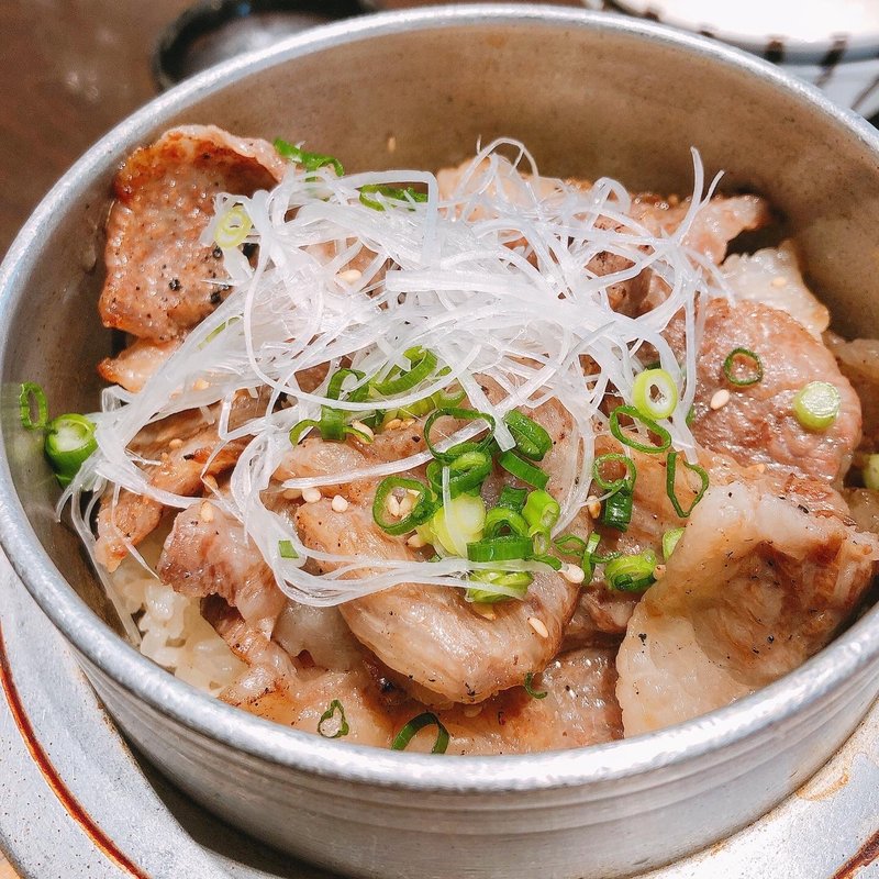 葉山牛炭火焼釜飯(葉山鳥ぎん本店)