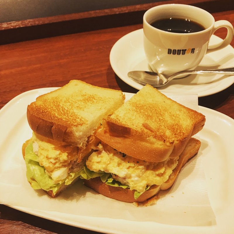 スモークチキンとタマゴサラダ(ドトールコーヒーショップ 北千住東口店 )